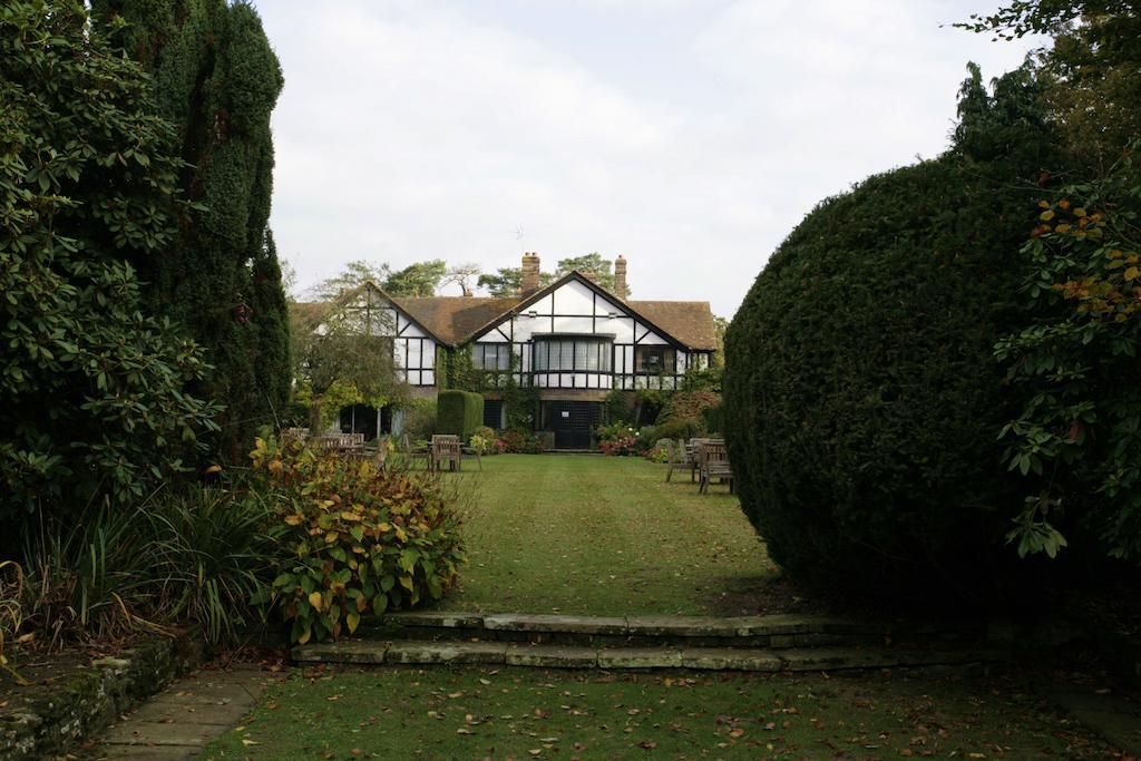 Cisswood House Hotell Horsham Exteriör bild